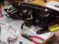 Headlight.JPG (88362 bytes)