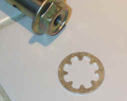 union_bolt_gasket_1.JPG (26871 bytes)